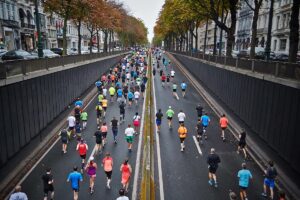 pedestrian-person-road-street-running-run-177214-pxhere