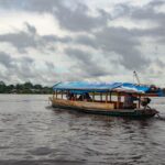 Embarcación en el río Amazonas