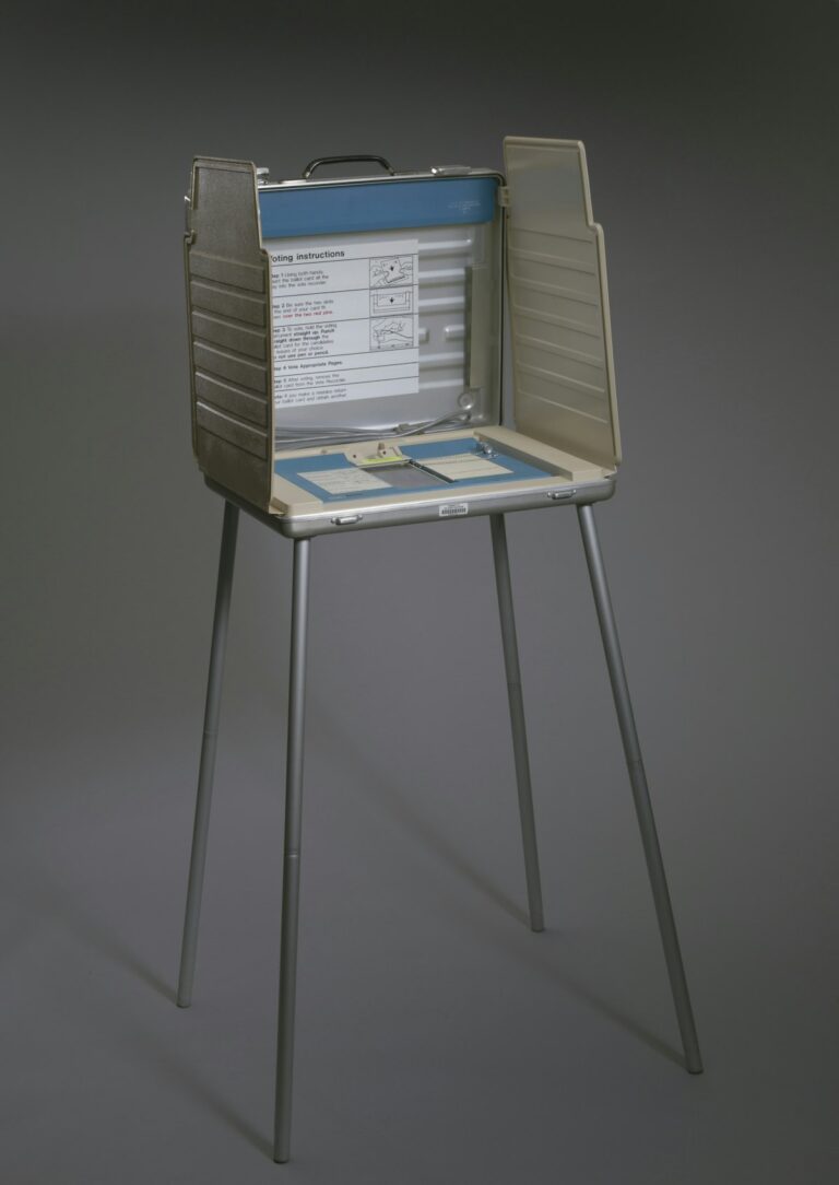 Cabina de votación portátil
