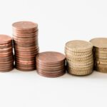 Monedas doradas apiladas