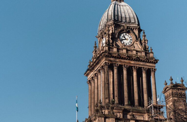 Fachada de un edificio público